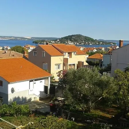 Apartman Lucin 2 Preko